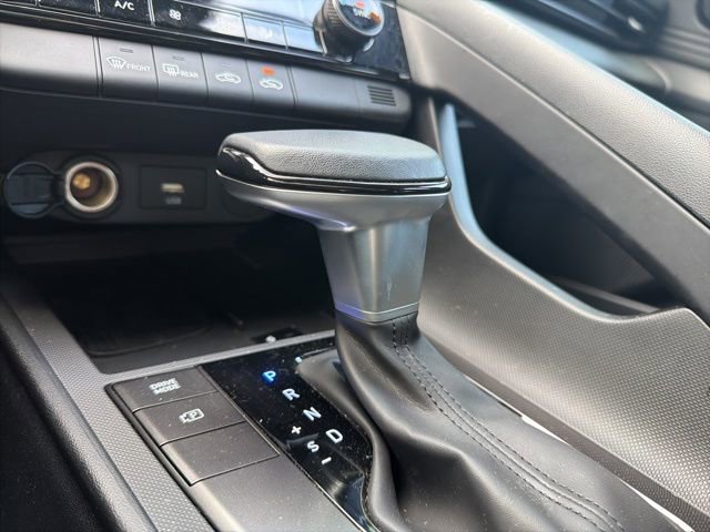 Used 2025 Hyundai Elantra Sport w/ Cargo Package image 18