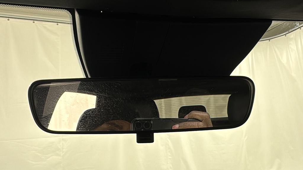 Used 2025 Kia Sportage X-Line w/ Premium Package image 32