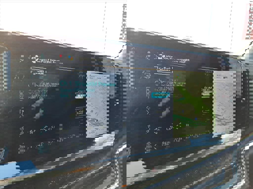 Used 2025 Chevrolet Silverado 1500 LT RWD image 20