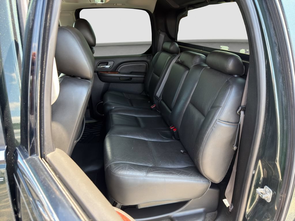 Used 2013 Cadillac Escalade EXT Premium AWD/4WD image 13