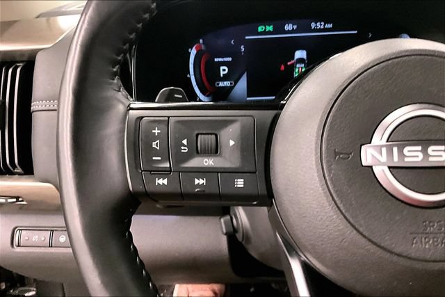 Used 2024 Nissan Pathfinder Platinum w/ Cargo Package AWD/4WD image 27