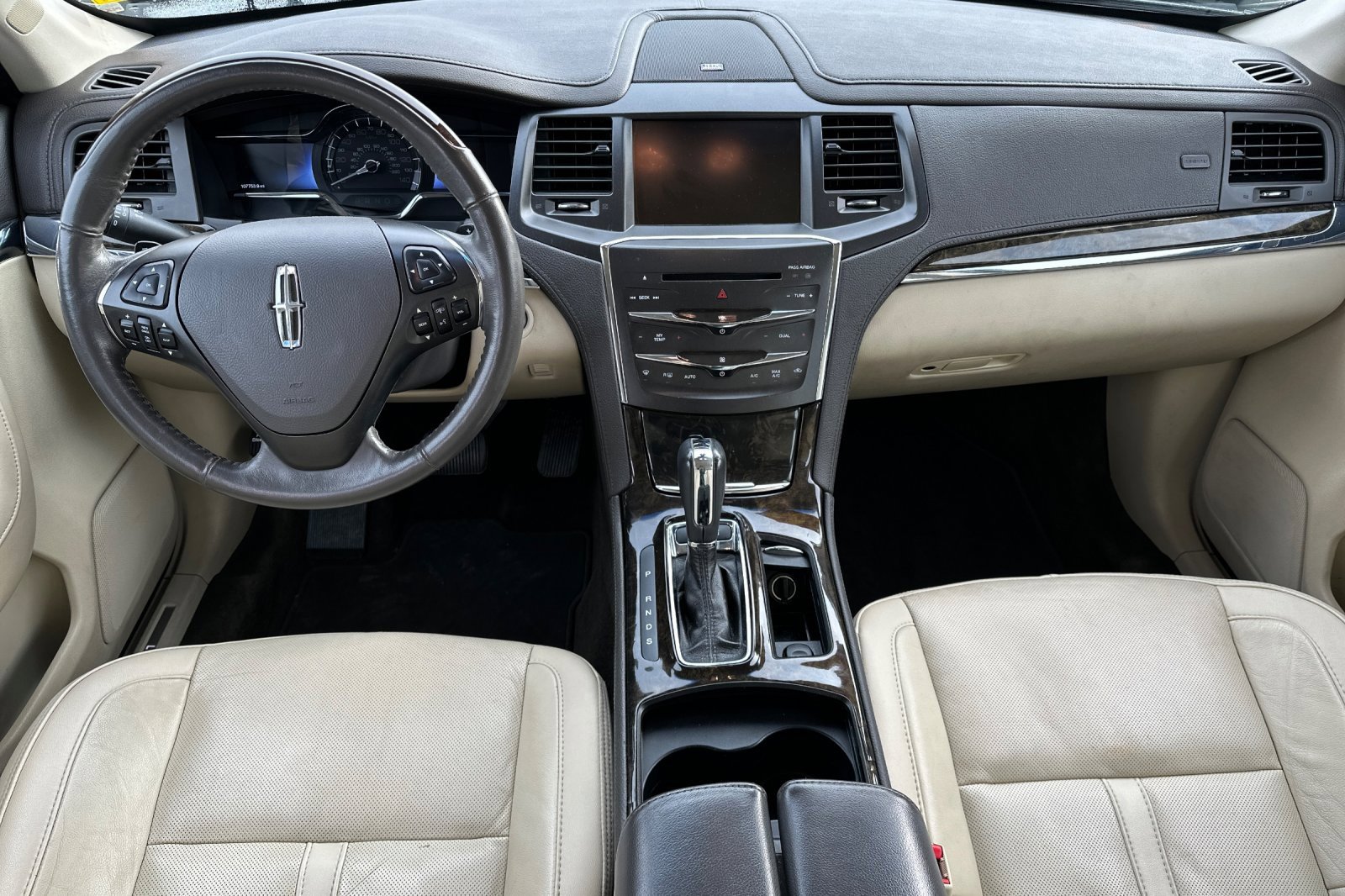 Used 2014 Lincoln MKS w/ Equipment Group 101A image 14