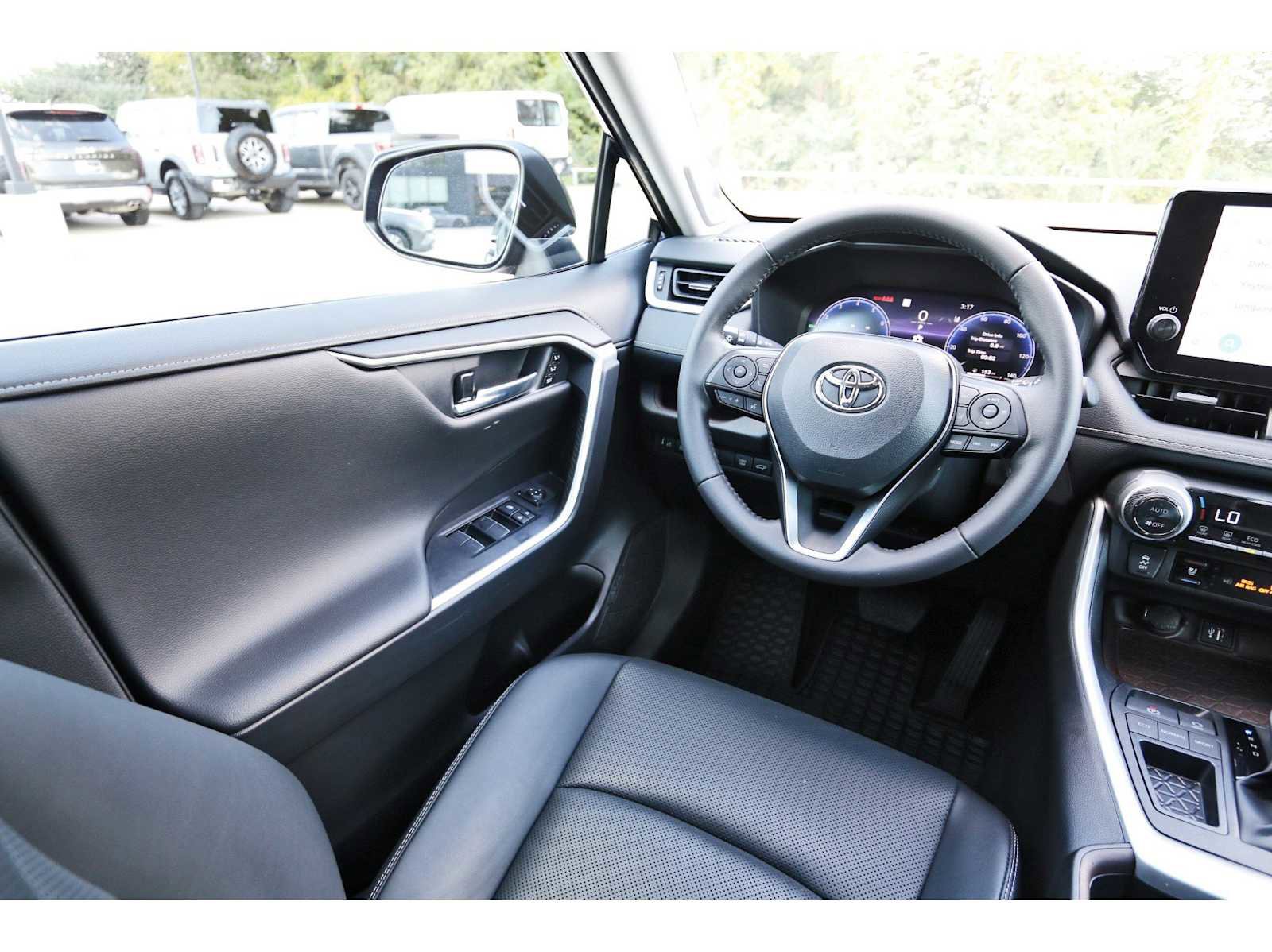 Used 2024 Toyota RAV4 Limited image 6