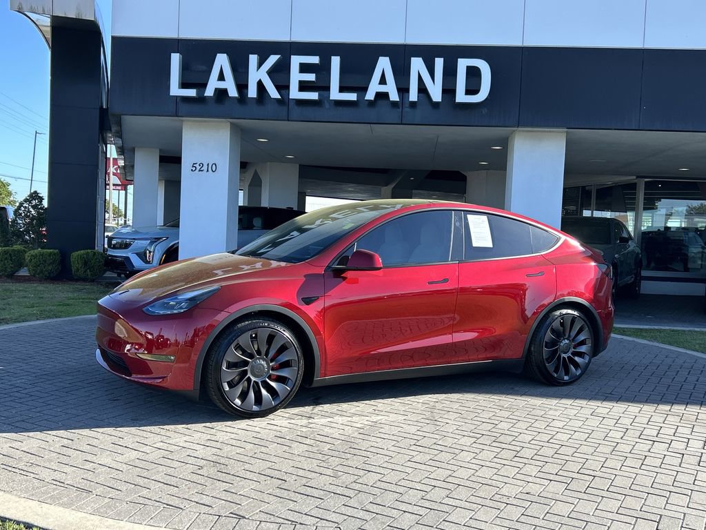 Used 2024 Tesla Model Y Performance image 2