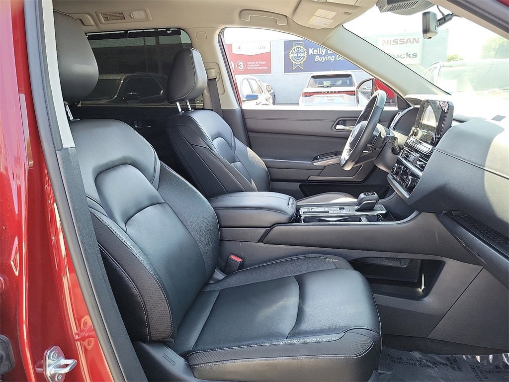 Certified 2023 Nissan Pathfinder SL image 19