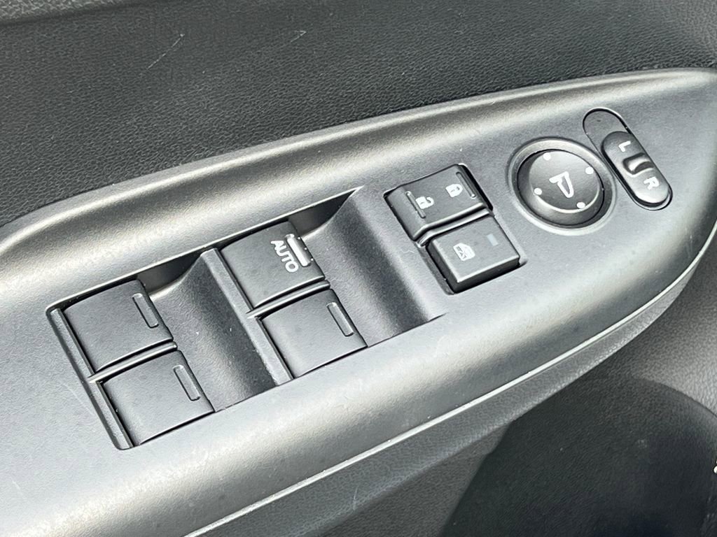 Used 2015 Honda Fit EX-L image 9
