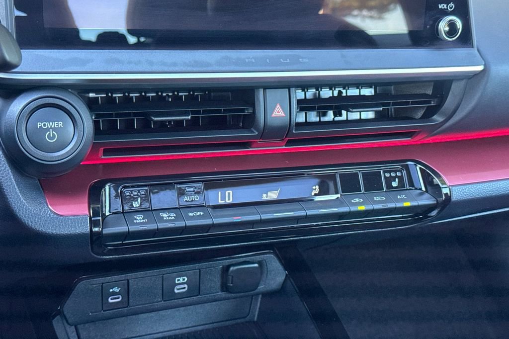 Used 2024 Toyota Prius Prime image 19