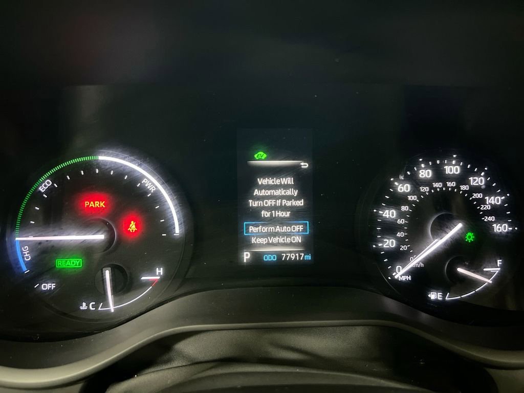 Used 2022 Toyota Sienna XSE image 12