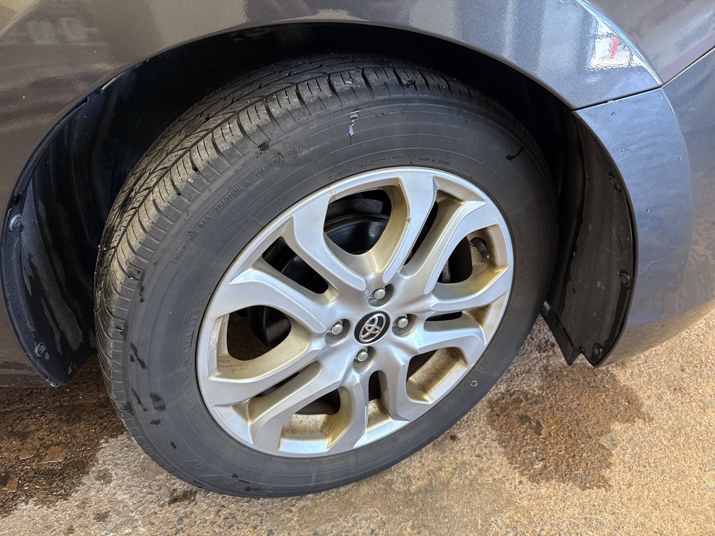 Used 2018 Toyota Yaris iA FWD image 11