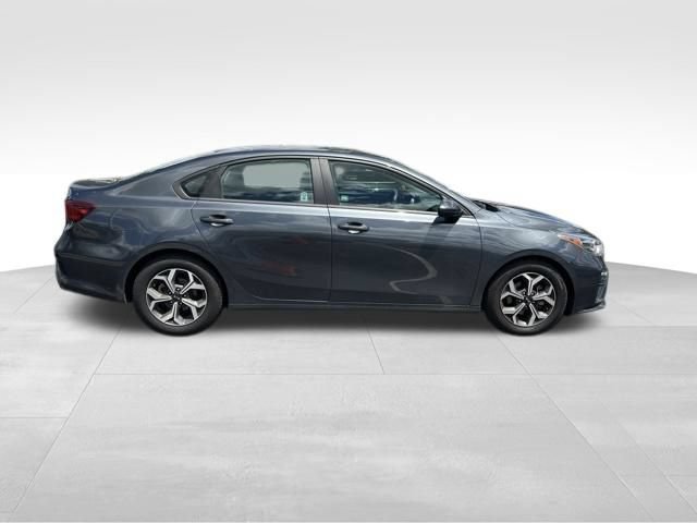 Certified 2021 Kia Forte LXS FWD image 9
