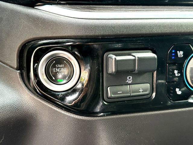 Used 2022 Chevrolet Silverado 1500 LTZ AWD/4WD image 16
