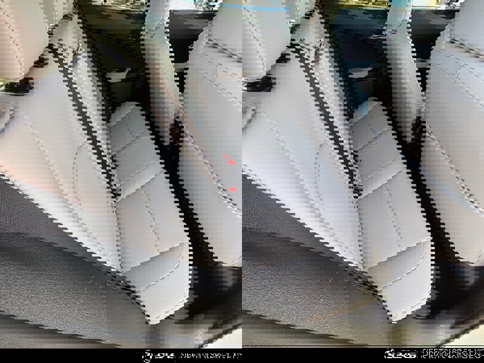 Certified 2024 Lexus UX 250h FWD image 15