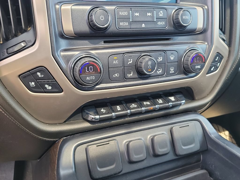 Used 2018 GMC Sierra 3500 Denali w/ Duramax Plus Package AWD/4WD image 28