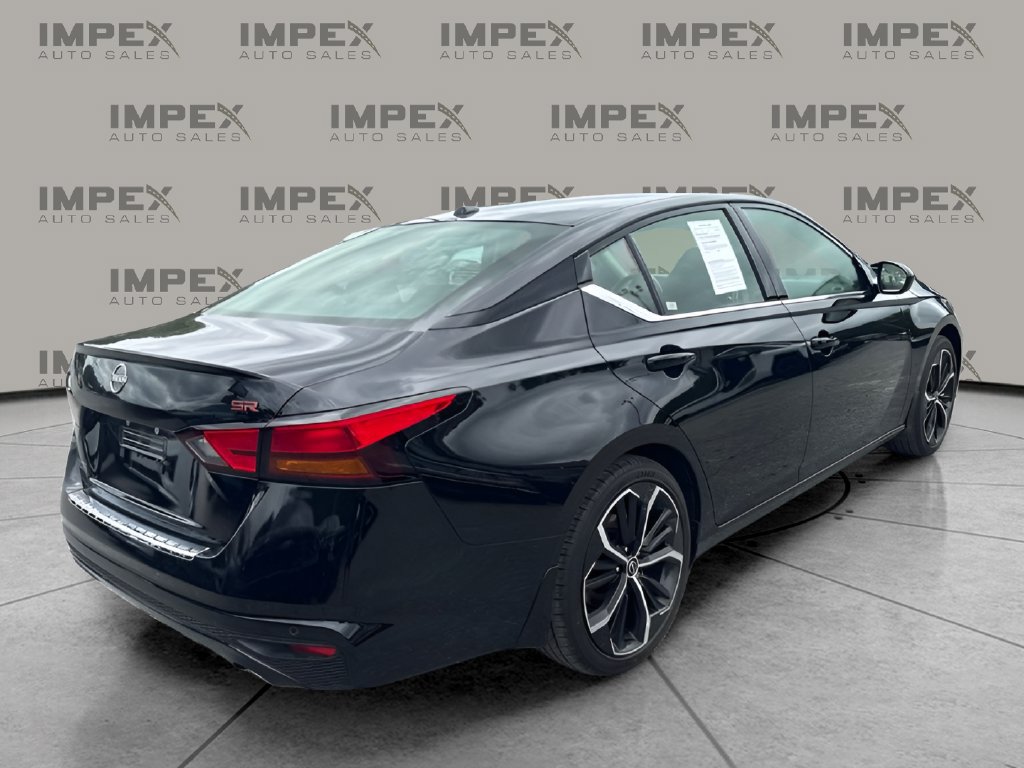 Used 2023 Nissan Altima 2.5 SR FWD image 5