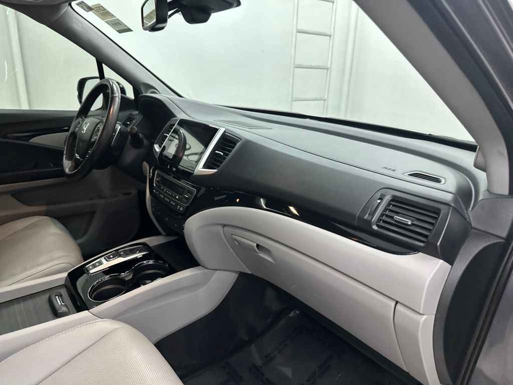 Used 2018 Honda Pilot Elite image 28