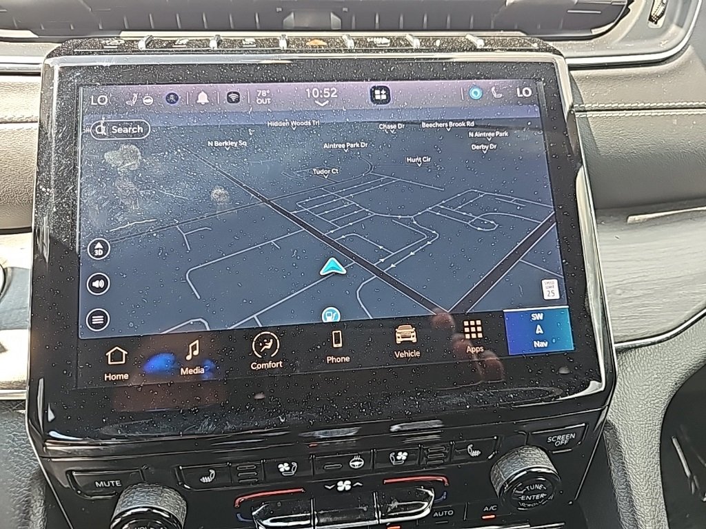 Certified 2024 Jeep Grand Cherokee Overland w/ Adv Protech Group III image 4