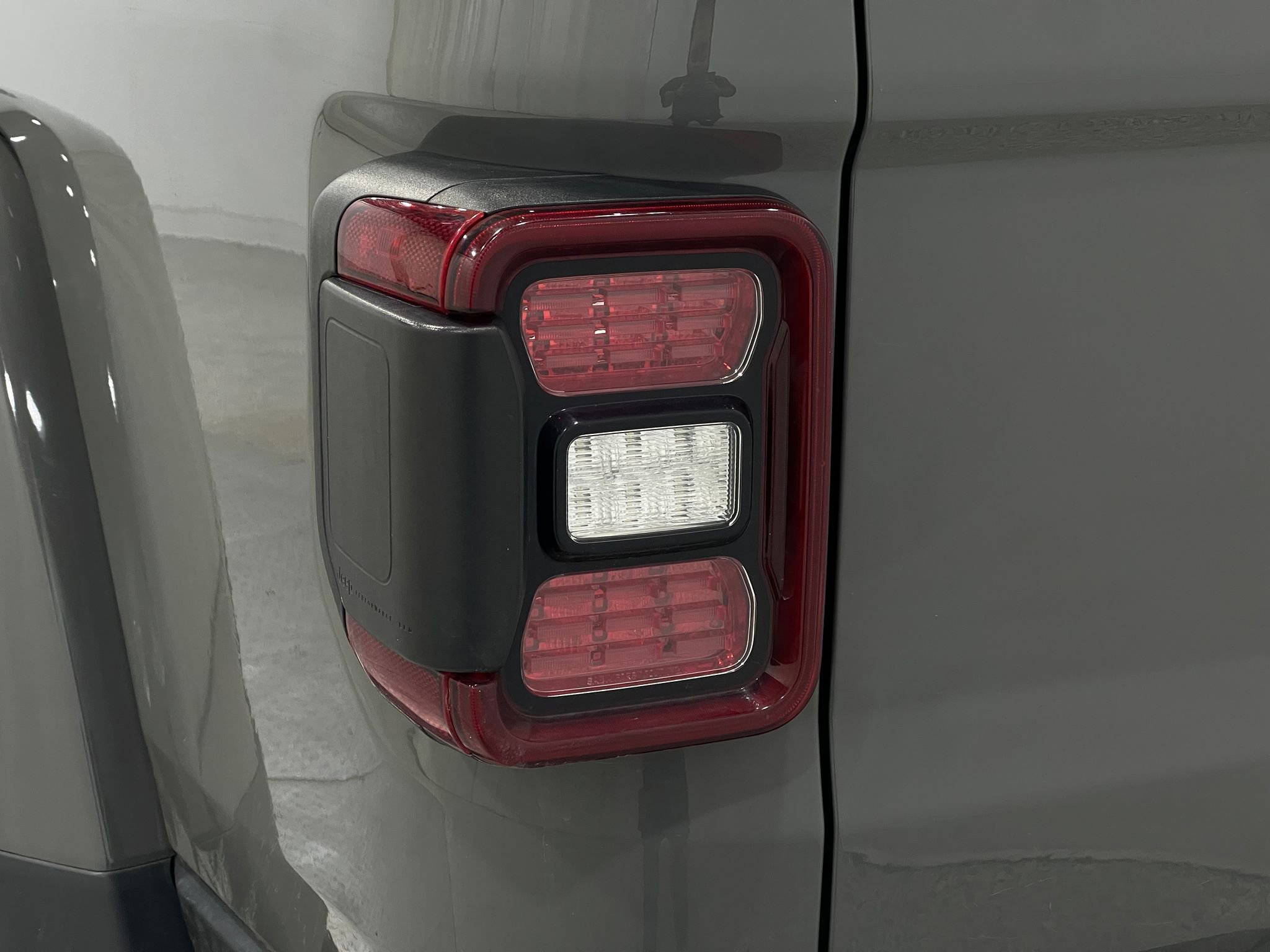 Used 2021 Jeep Gladiator Mojave image 33