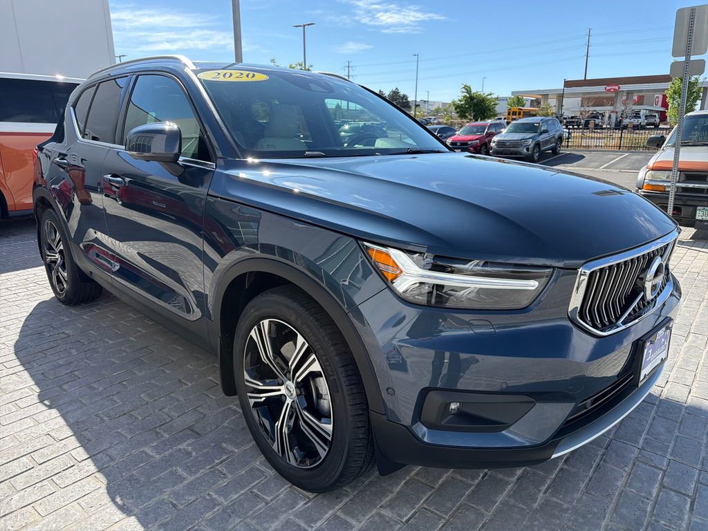 Used 2020 Volvo XC40 T5 Inscription w/ Protection Package Premier AWD/4WD image 7