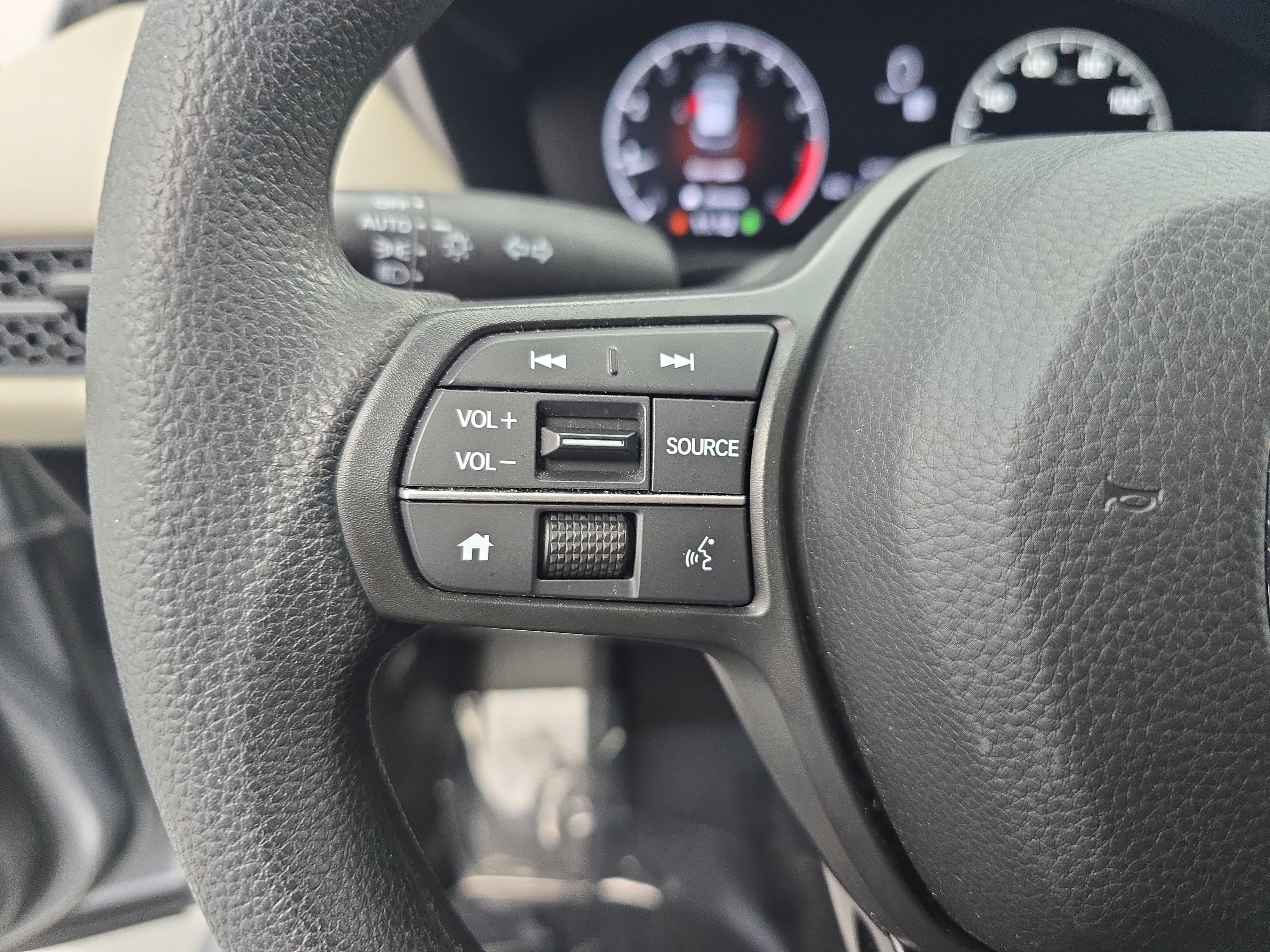 Used 2024 Honda HR-V LX image 16