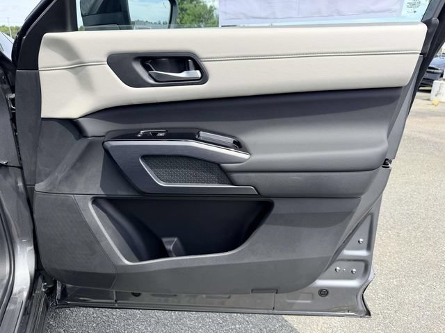 New 2026 Nissan Pathfinder SL AWD/4WD image 8