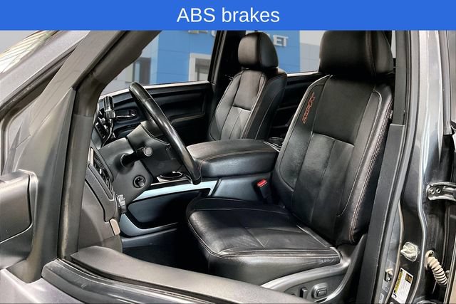 Used 2020 Nissan Titan PRO-4X AWD/4WD image 22