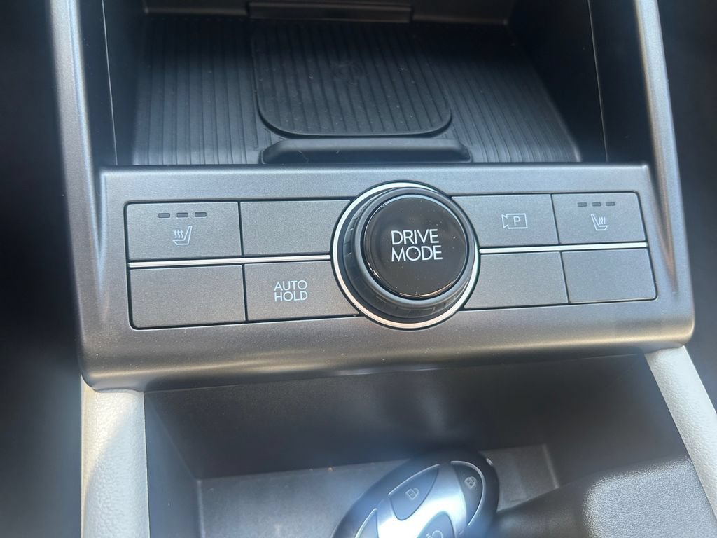 New 2026 Hyundai Kona SEL Premium FWD image 22