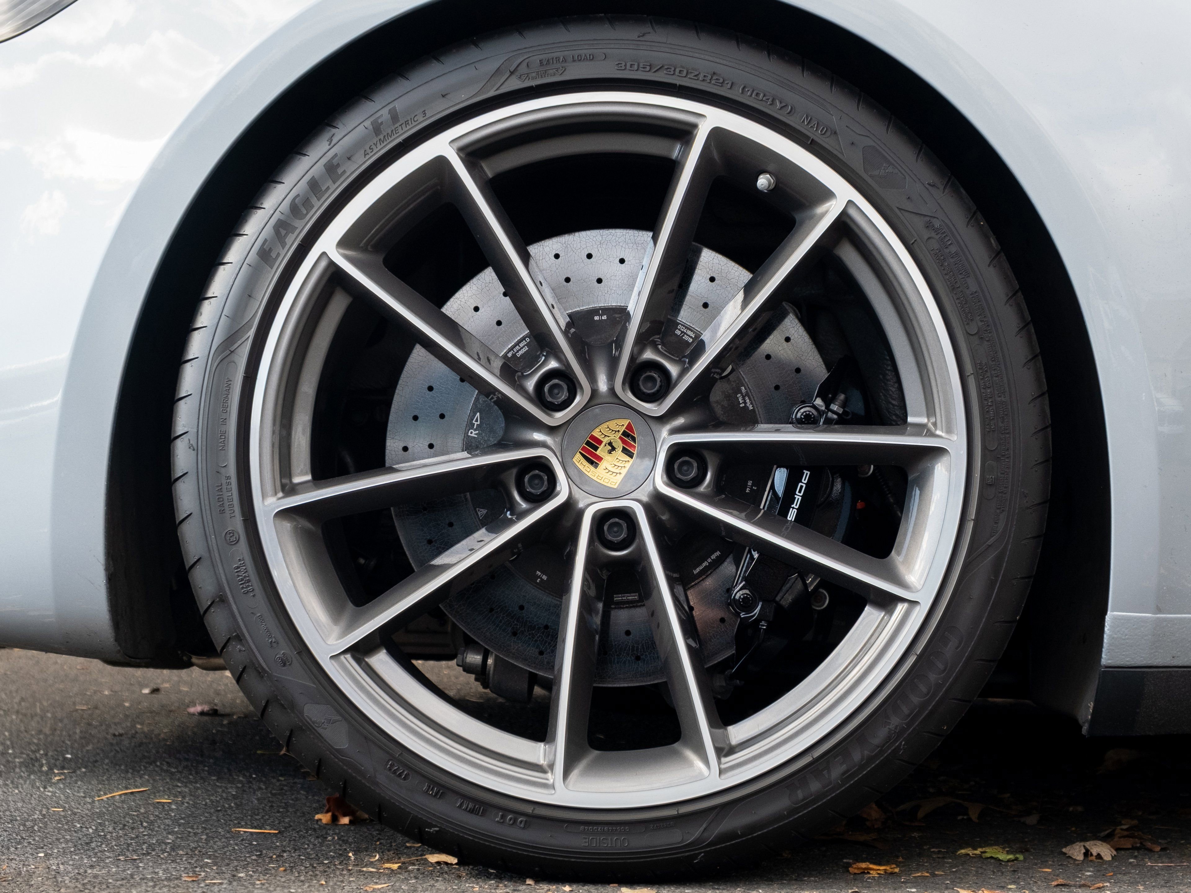 Certified 2020 Porsche 911 Carrera 4S image 14