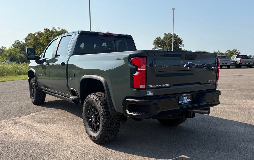 New 2026 Chevrolet Silverado 2500 ZR2 AWD/4WD image 3