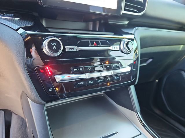 Used 2024 Ford Explorer ST-Line w/ Class IV Trailer Tow Package RWD image 26