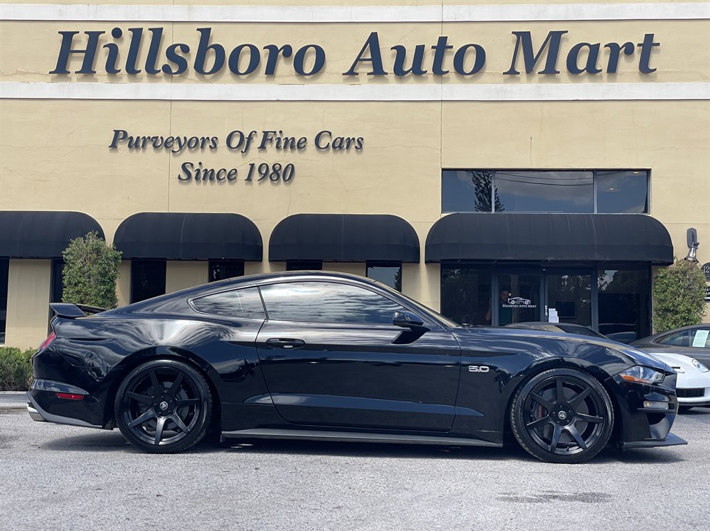 Used 2019 Ford Mustang GT w/ GT Performance Package RWD image 4