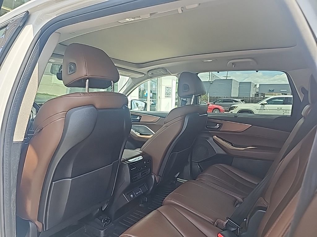 Used 2023 Acura MDX FWD w/ Technology Package image 10