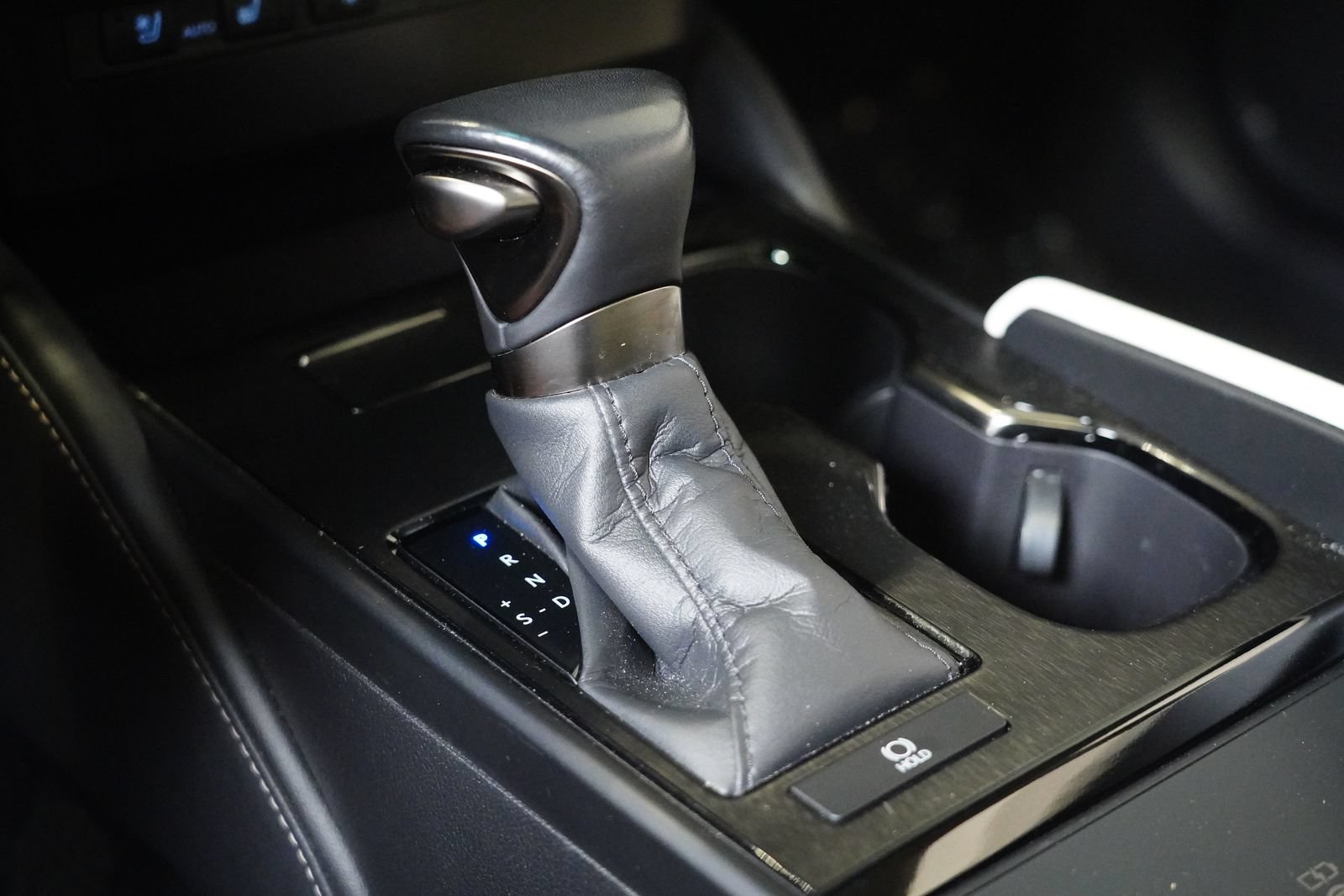 Used 2023 Lexus ES 350 Ultra Luxury w/ Accessory Package (Z2) FWD image 24