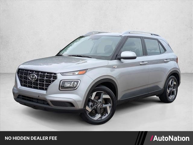 Used 2026 Hyundai Venue SEL FWD image 1