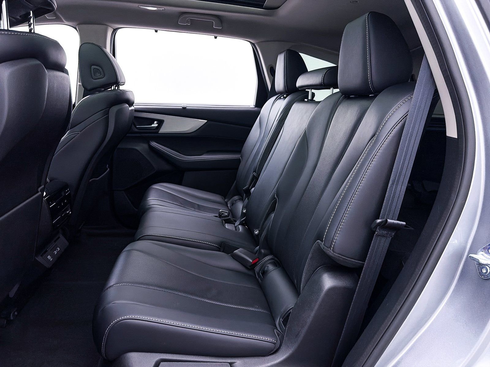 Used 2023 Acura MDX FWD w/ Technology Package image 37