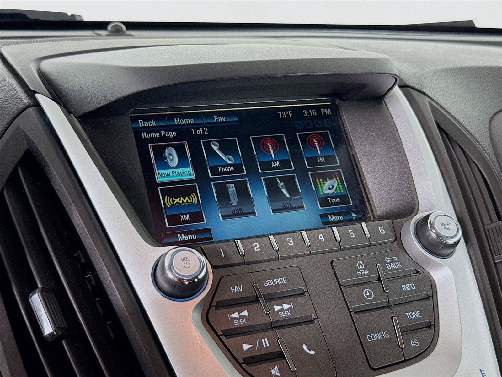 Used 2017 Chevrolet Equinox LS FWD image 14