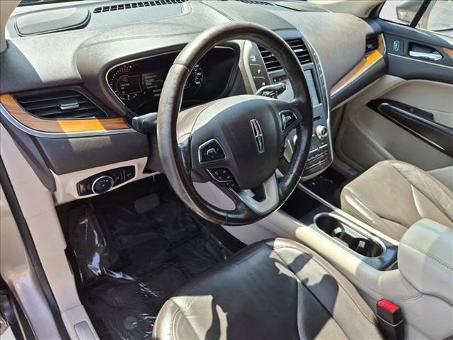 Used 2018 Lincoln MKC Select w/ Select Plus Package FWD image 10
