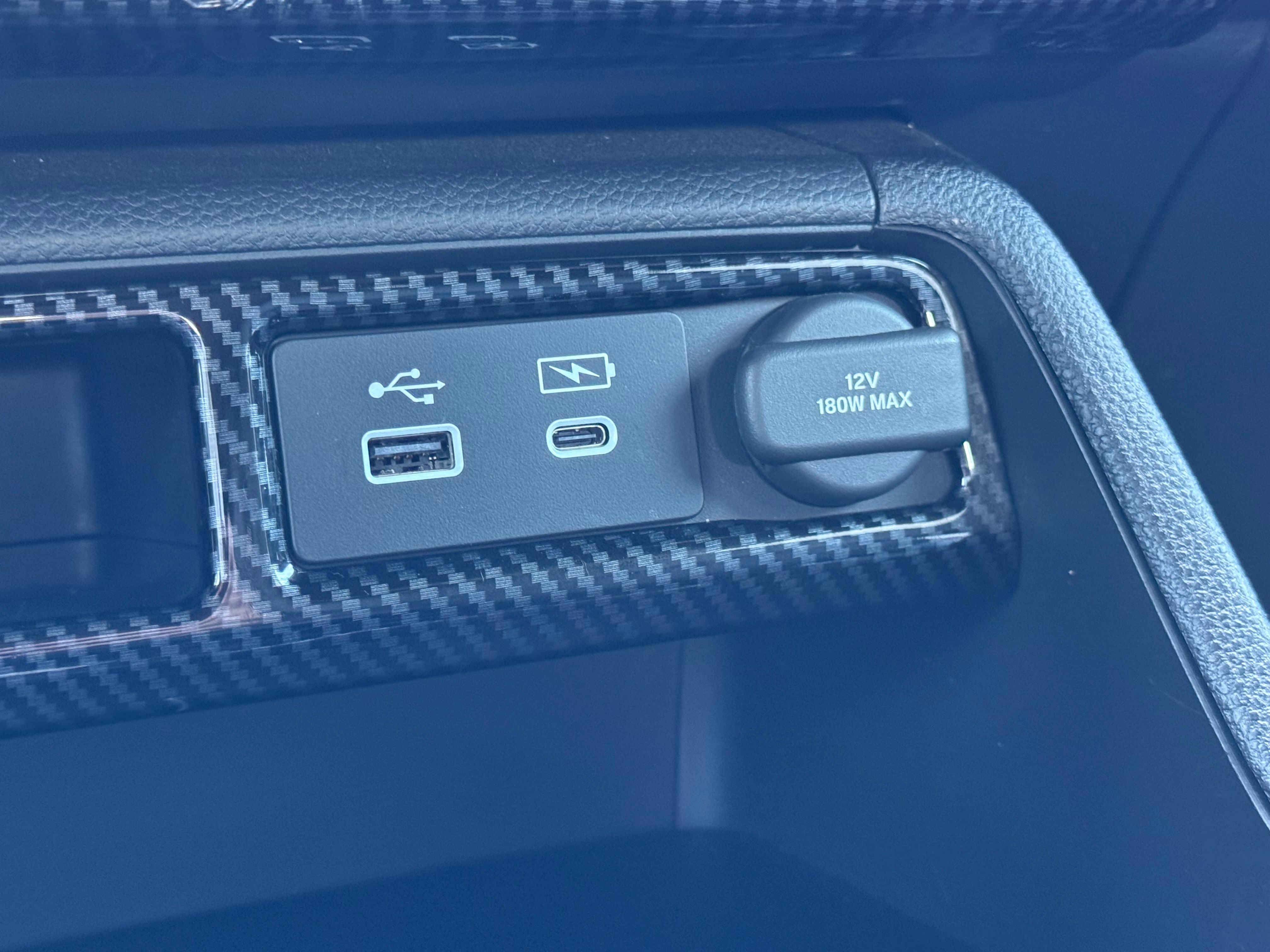 Used 2024 Honda Pilot TrailSport image 46
