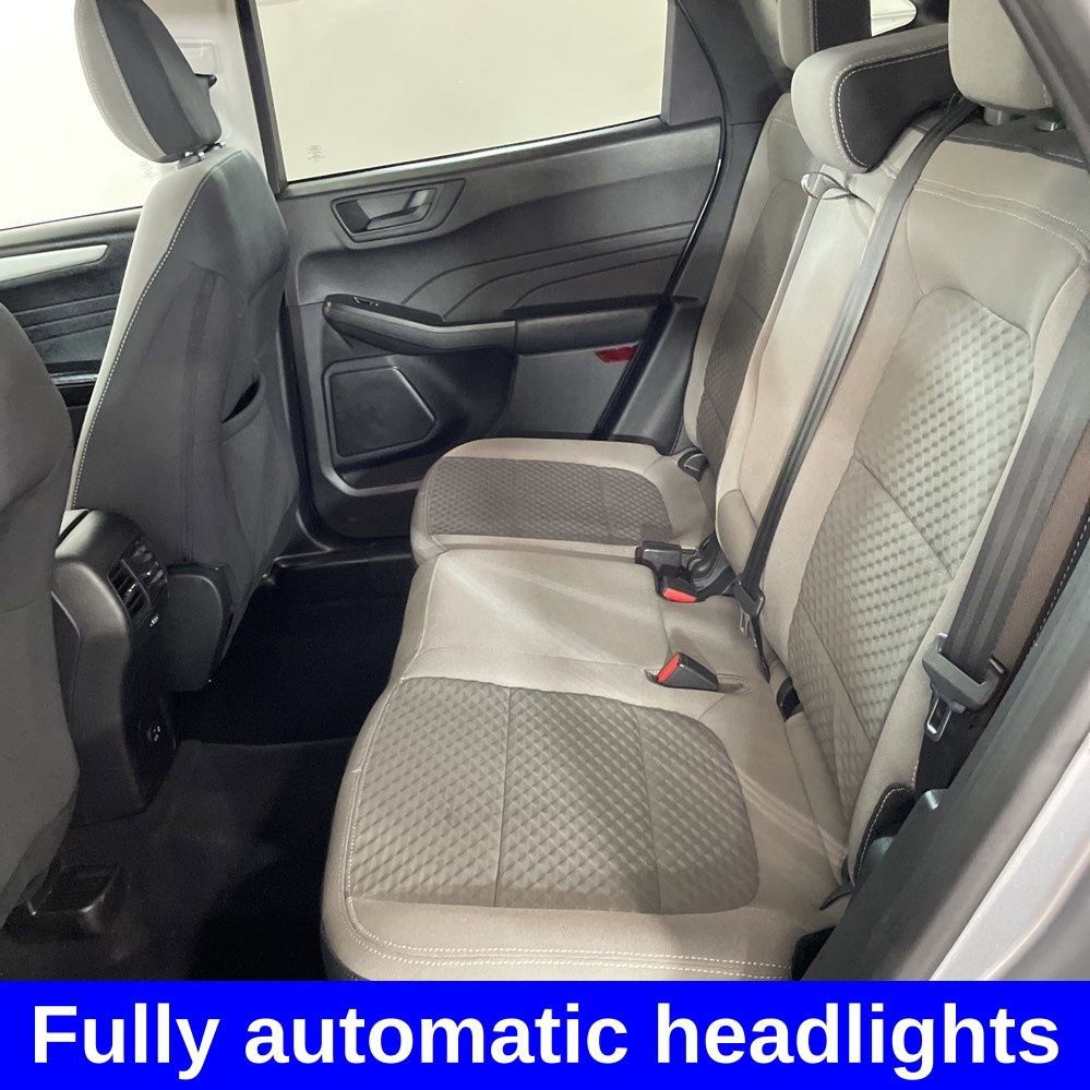 Used 2022 Ford Escape SE w/ Convenience Package image 17