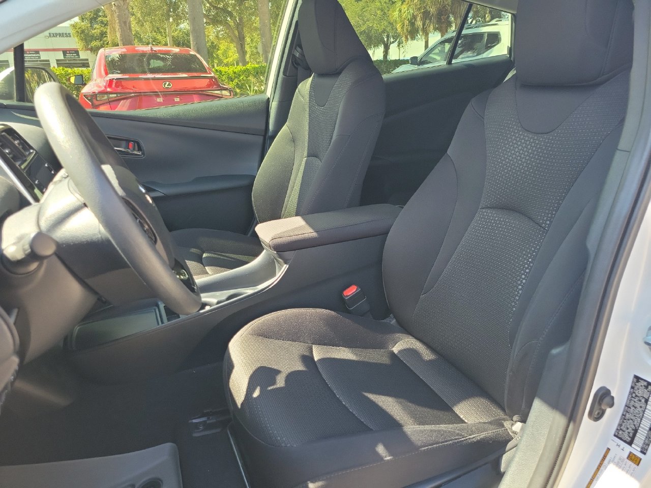 Used 2021 Toyota Prius LE FWD image 16