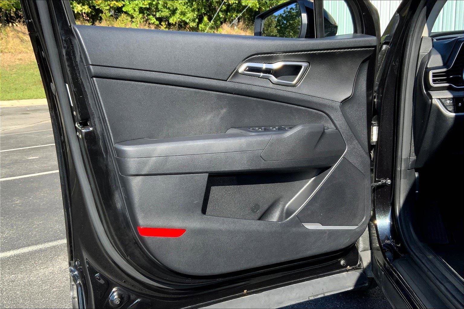 Used 2024 Kia Sportage LX image 20