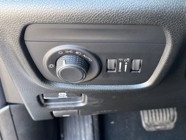 New 2026 Jeep Grand Cherokee Altitude image 26