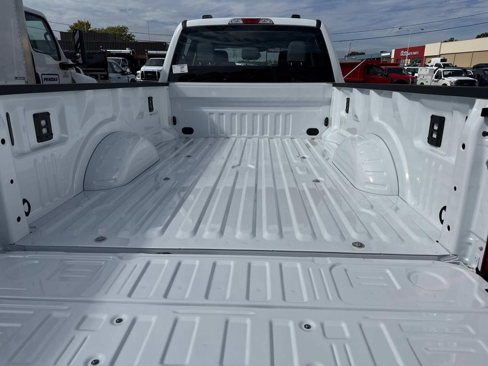 New 2026 Ford F250 XL w/ XL Off-Road Package AWD/4WD image 12