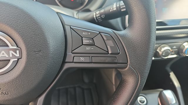 Used 2025 Nissan Kicks Play S FWD image 18