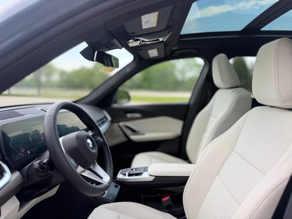 New 2026 BMW X1 xDrive28i w/ Technology Package AWD/4WD image 14