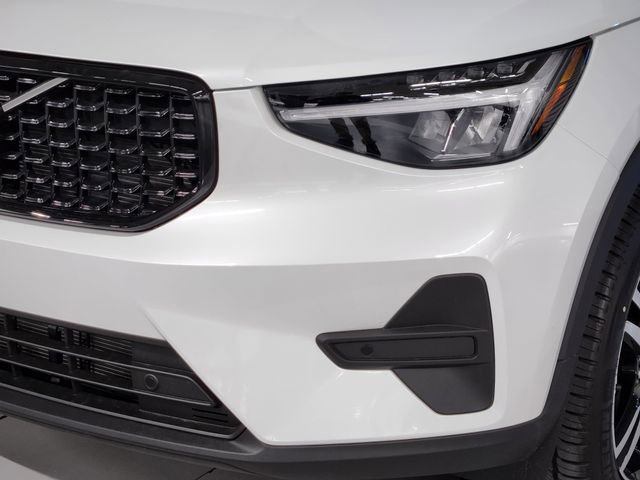 New 2026 Volvo XC40 B5 Core image 12