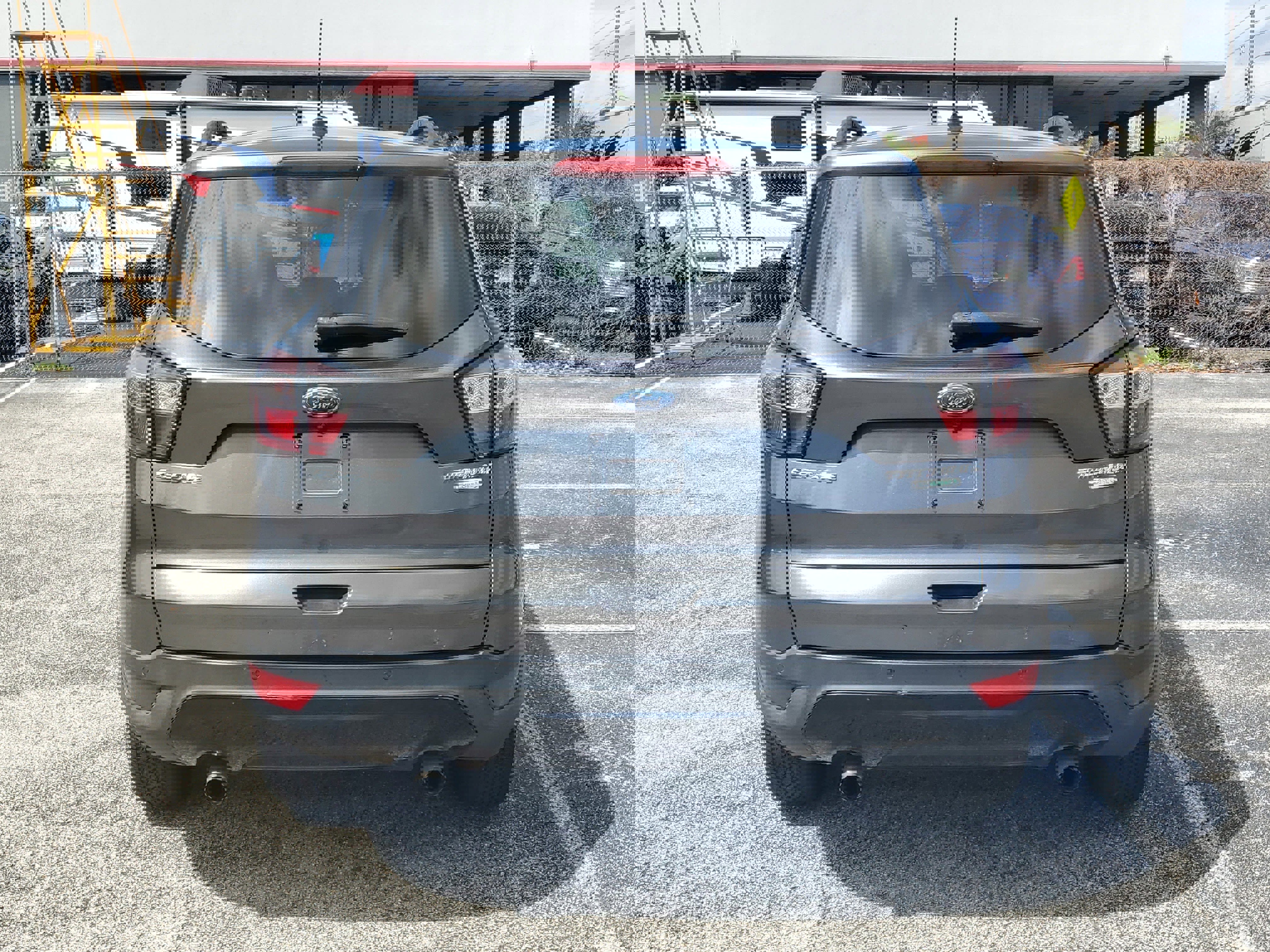 Used 2017 Ford Escape Titanium image 5