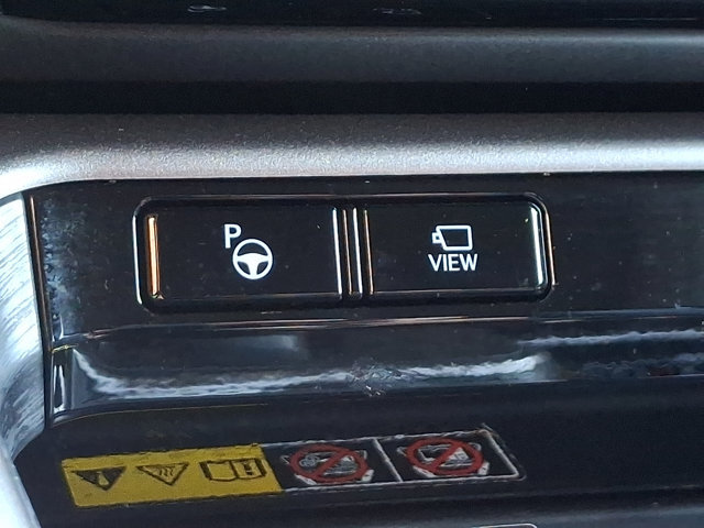 Certified 2025 Lexus TX 500h AWD image 24