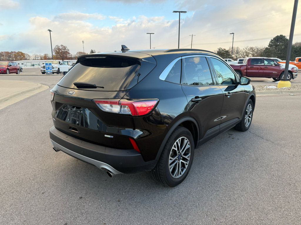 Used 2020 Ford Escape SEL image 3