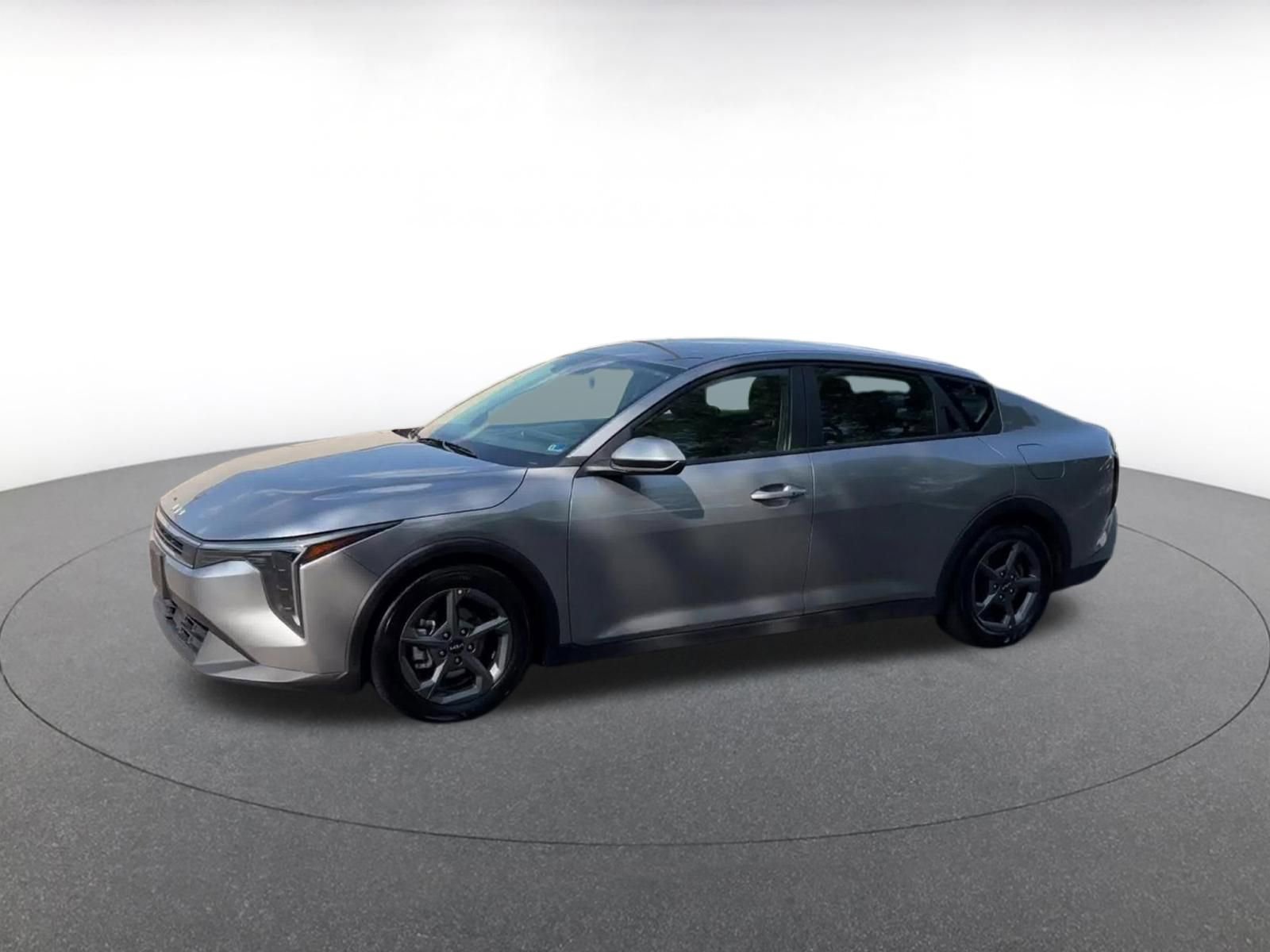 Used 2025 Kia K4 FWD image 8