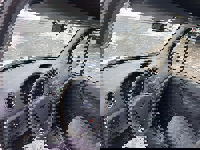 Used 2013 Ford Transit Connect XLT image 10